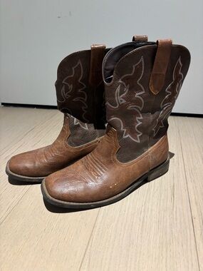 Brown Leather Cowboy Boots with Embroidered Shaft